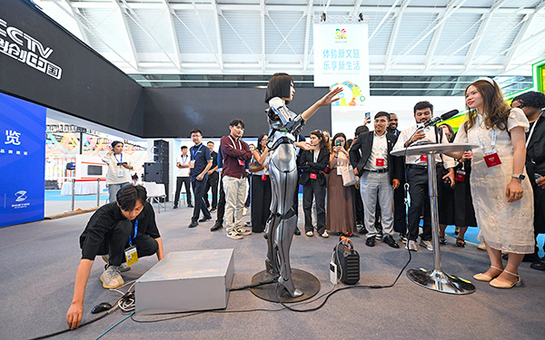 上海展會搭建團隊需要哪些技能才能應對突發狀況？