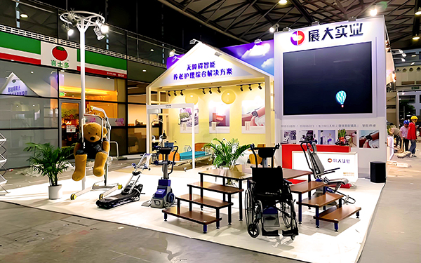 在香港展位搭建設計中，怎樣體現工藝細節的精湛？