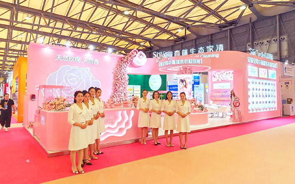 美博會展台設計策略：5招粉色玫瑰元素打造記憶點